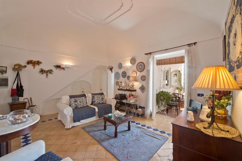 CASA NOEMI 4&2 Emma Villas - image 23