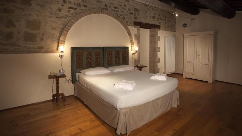 IL BORGO 16 Emma Villas - image 29