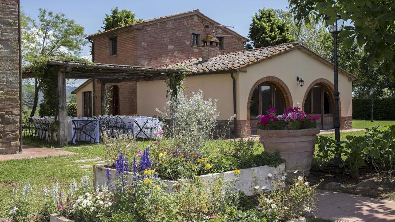 Le Caselle 26 Emma Villas - image 11