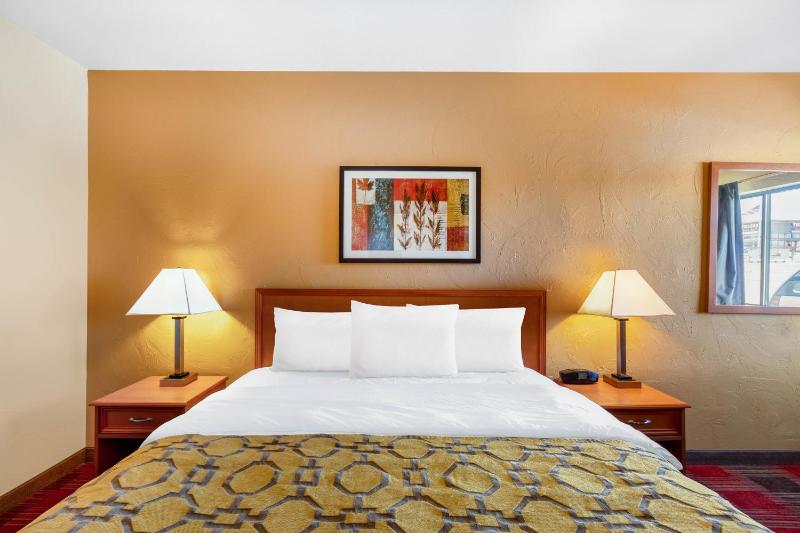 King Room - Non-Smoking image 1