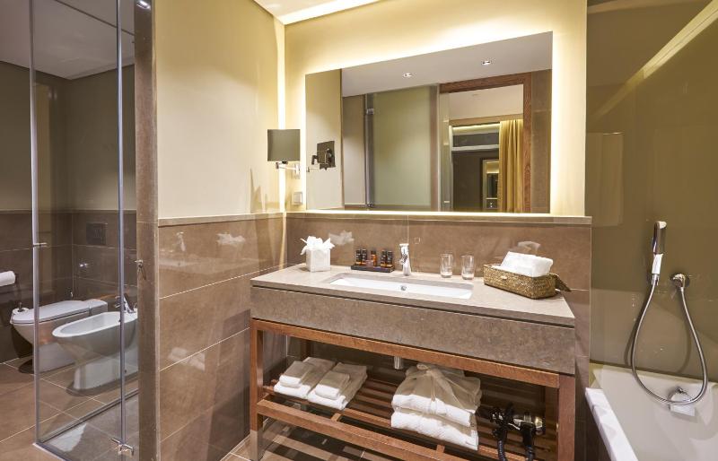 Junior Suite image 3