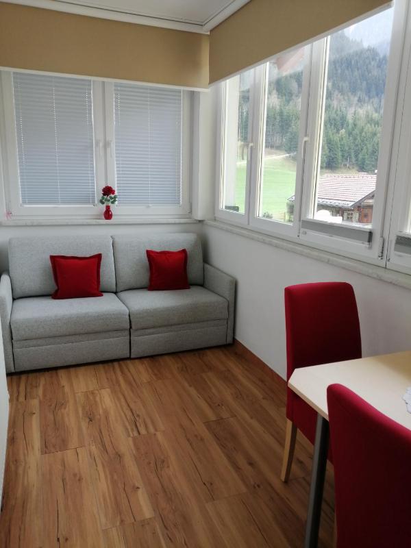 Studio with Mountain View image 4