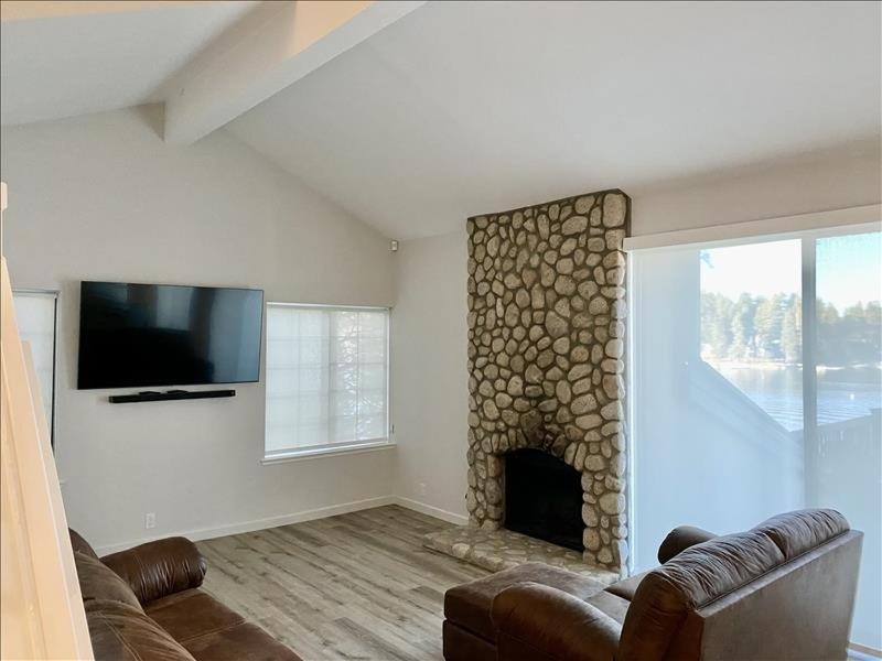 Two-Bedroom House image 2