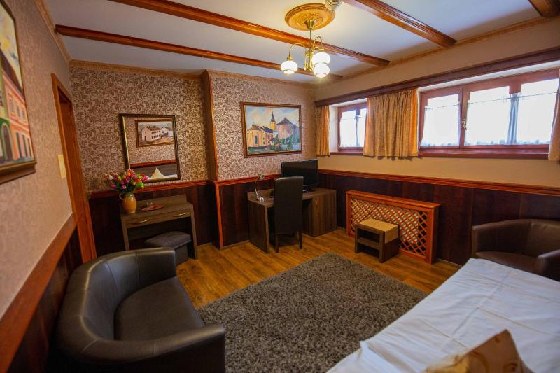Single Room image 3