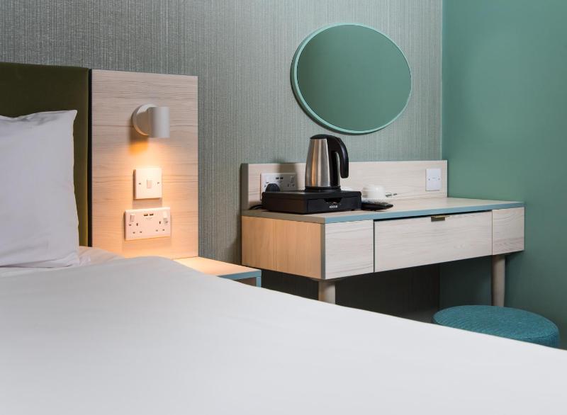 Triple Room with Private Bathroom image 4
