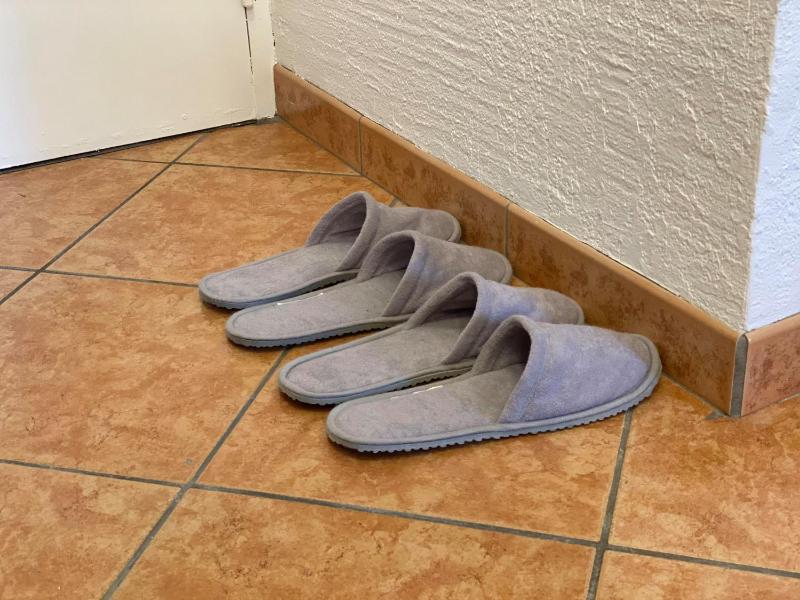 One-Bedroom Apartment image 4