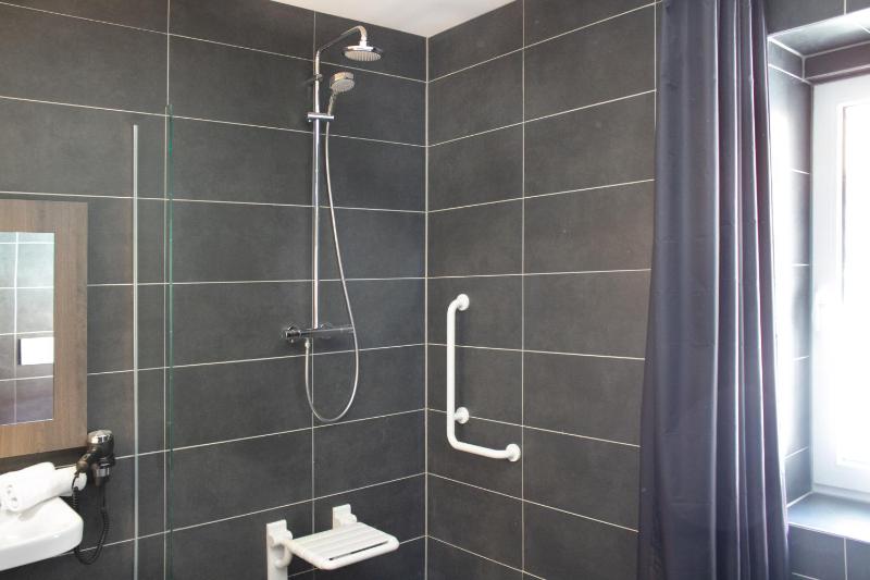 Double Room - Disability Access image 1