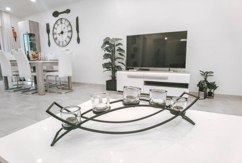 Apartment Rocha Vista Mar Dubai - image 21