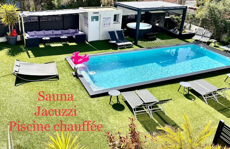 Hôtel Eden Cassis - centre-ville- piscine chauffée jacuzzi et sauna - parking privé - image 20