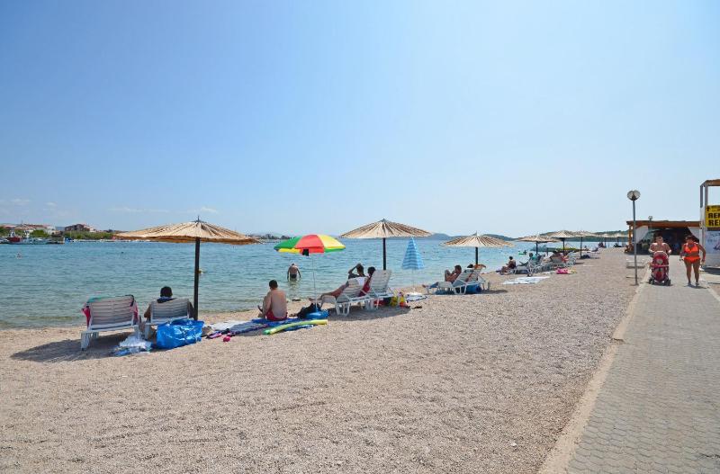 Apartment Srima - image 11
