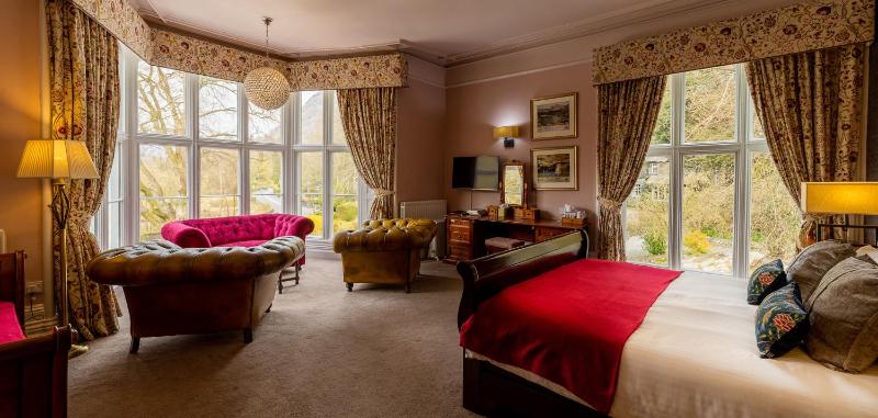Deluxe Double Room with Mountain View image 1