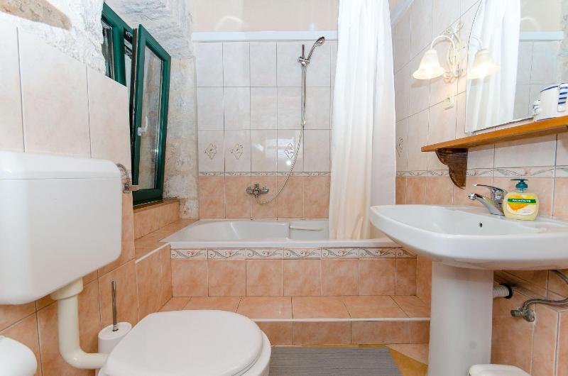 Apartments Peric - image 7