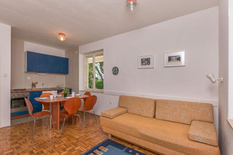 Apartments Dubravka - image 22