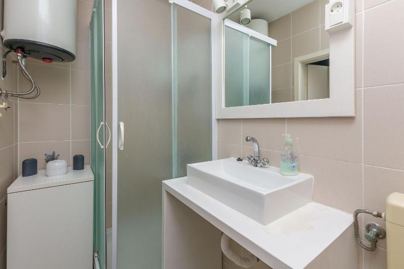 One-Bedroom Apartment with Terrace image 2