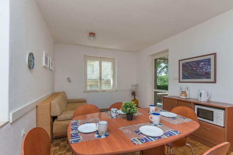 Apartments Dubravka - image 11