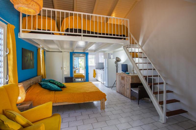 Studio at the pool in tropical Resort Seru Coral with privacy and large pool - image 26