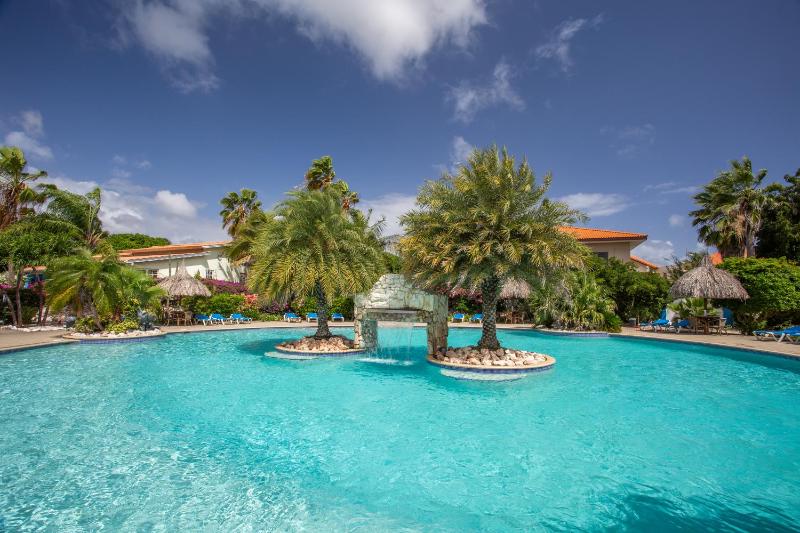 Studio at the pool in tropical Resort Seru Coral with privacy and large pool - image 14