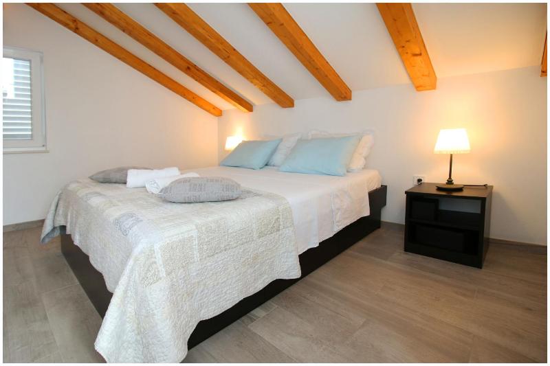 One-Bedroom apartment Standard image 4