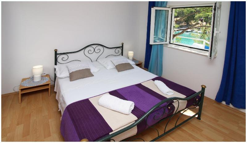 One-Bedroom apartment Standard image 4