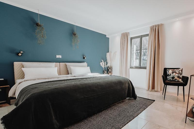 Superior Double Room image 1