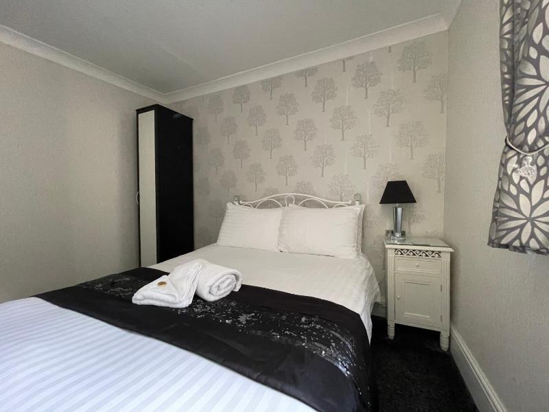 Premium Single Room image 1