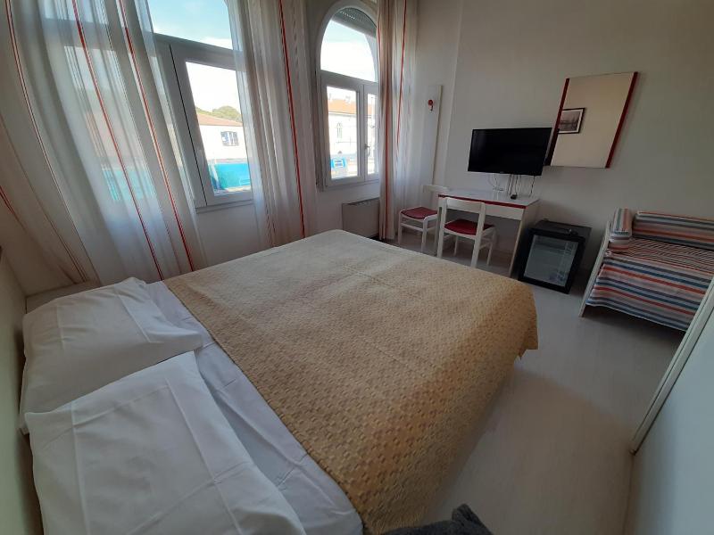 Triple Room image 4