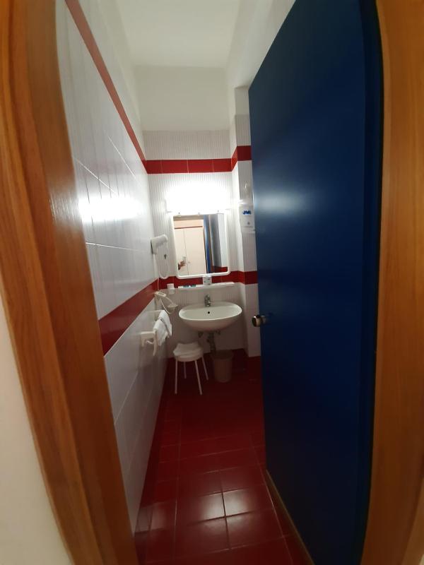 Triple Room image 2