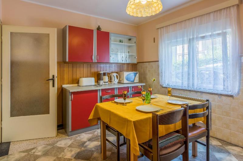 Apartment Eugen - image 18