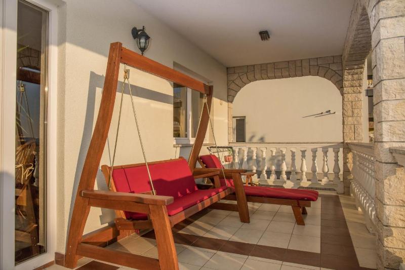 Apartments Ruza - image 5