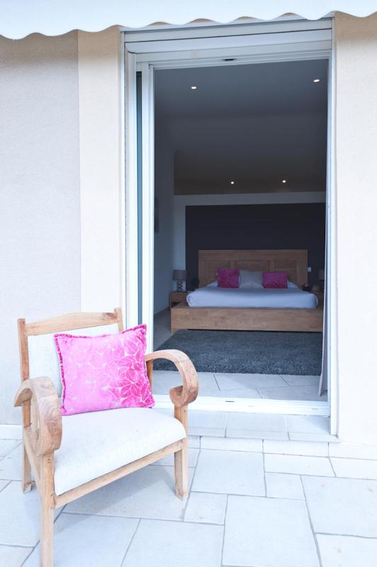 Double or Twin Room with Terrace and Sea View image 2
