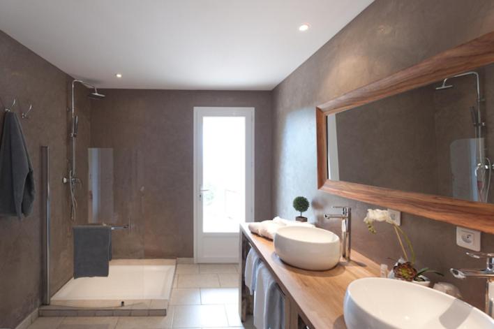 Standard Double or Twin Room with Terrace and Sea View image 4
