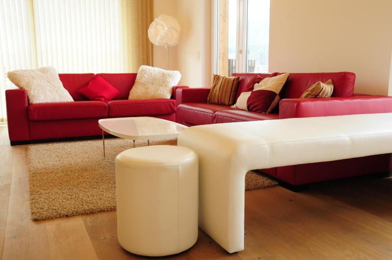 Three-Bedroom Apartment - Penthouse image 2