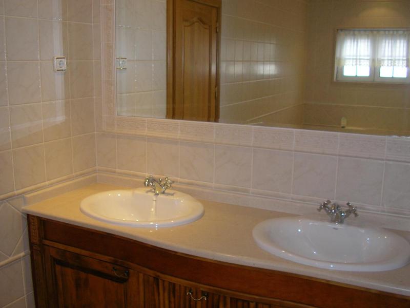 Suite with Balcony image 3