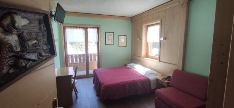 Superior Double Room image 1