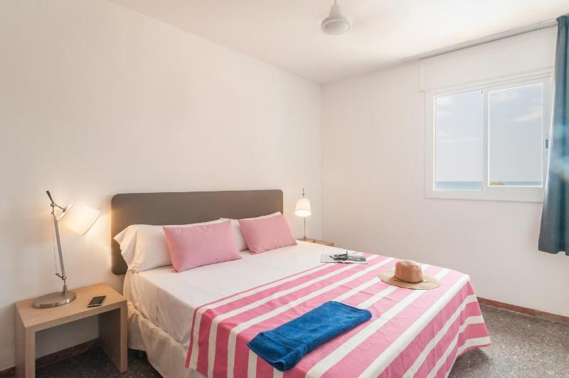 2 Bedroom Apartment (6 people) image 4