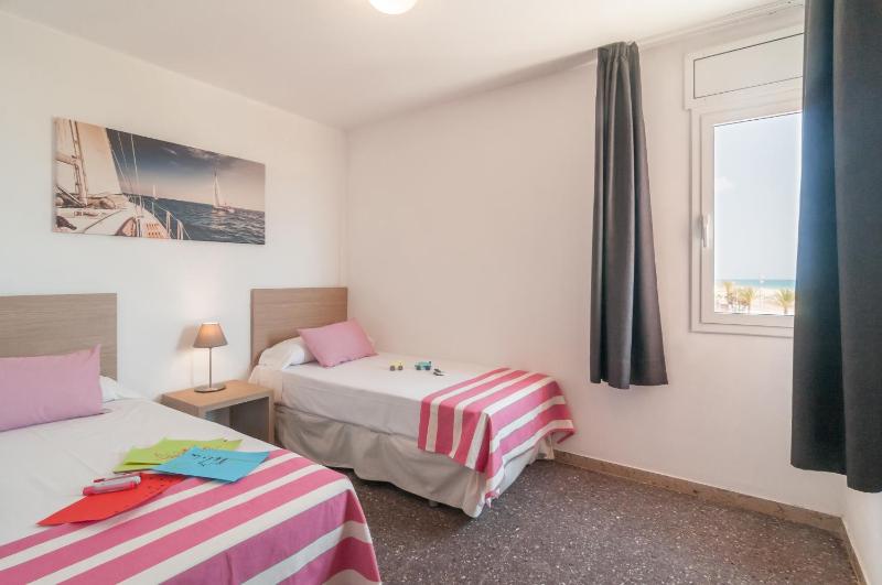 2 Bedroom Apartment (6 people) image 3