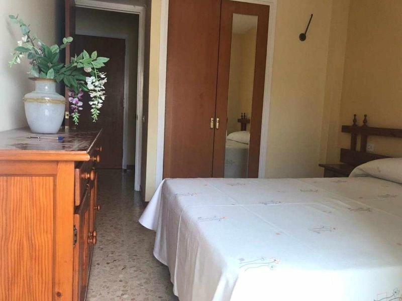 Las Antillas Piscina y Terraza Playa Fenals 4pax - image 24