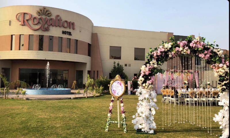 Royalton Hotel Faisalabad - image 16