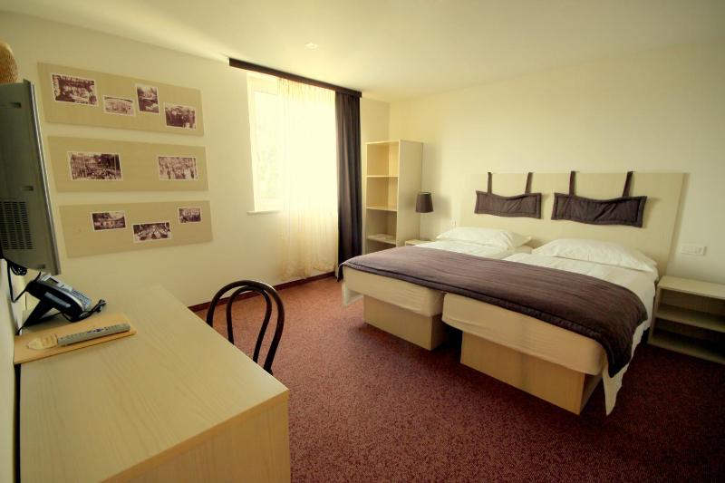 Comfort Double or Twin Room image 3