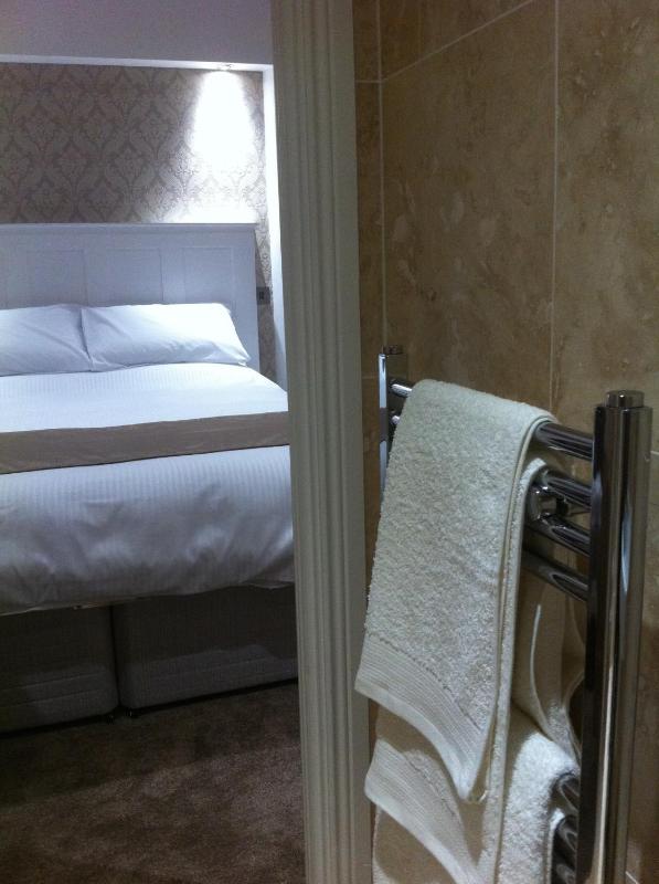 Deluxe Double Room image 1