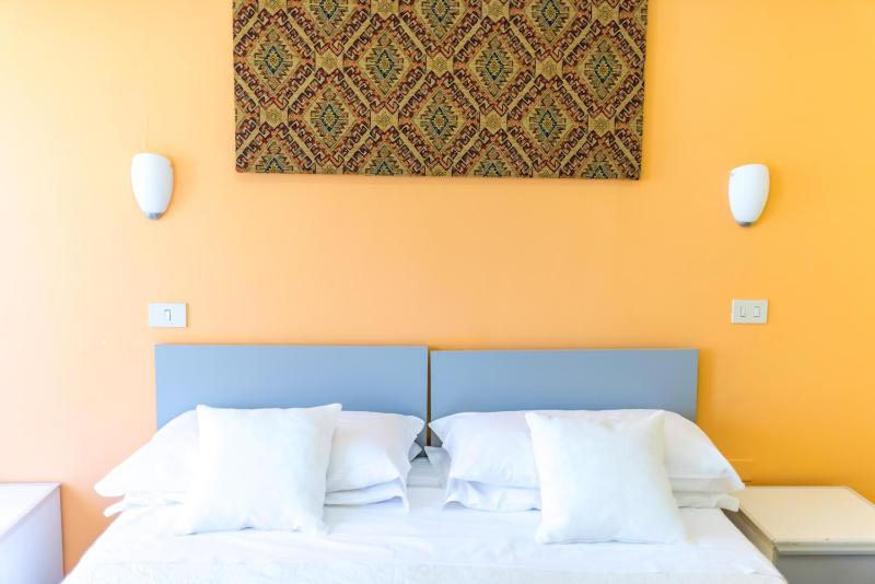 Standard Double Room image 4