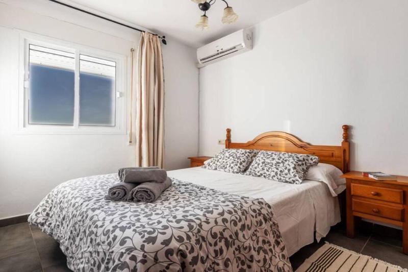 Apartamento Bolonia Luz B - image 18
