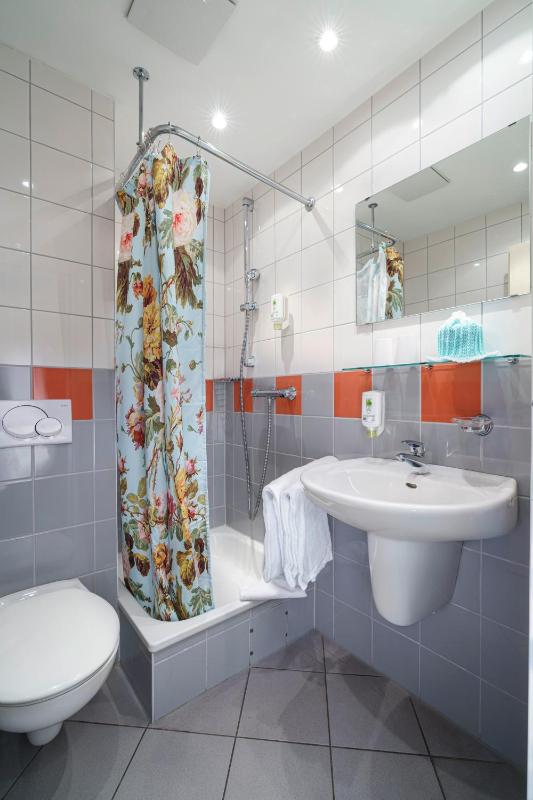 Superior Double Room image 3