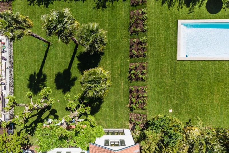 JOY Architect's villa with heated swimming pool and garden in Biarritz - image 42