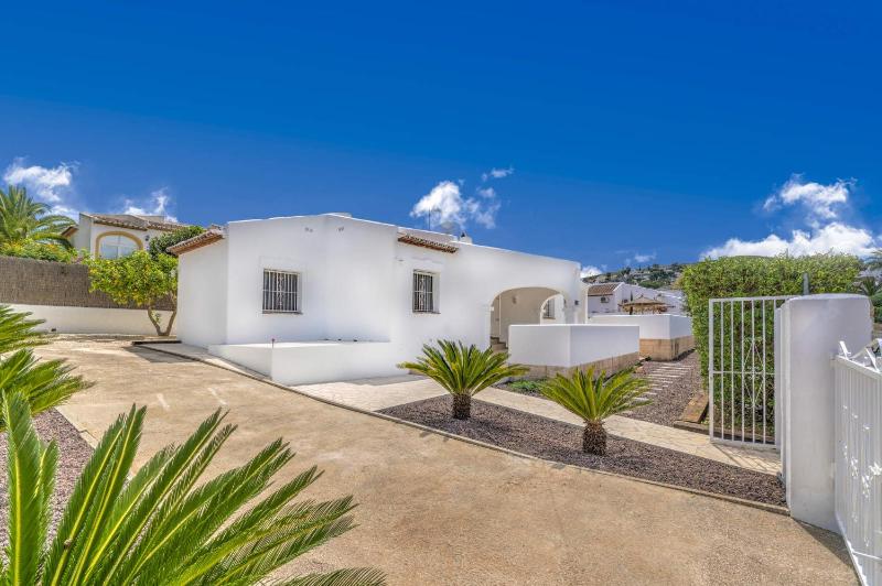 Two-Bedroom Villa image 4
