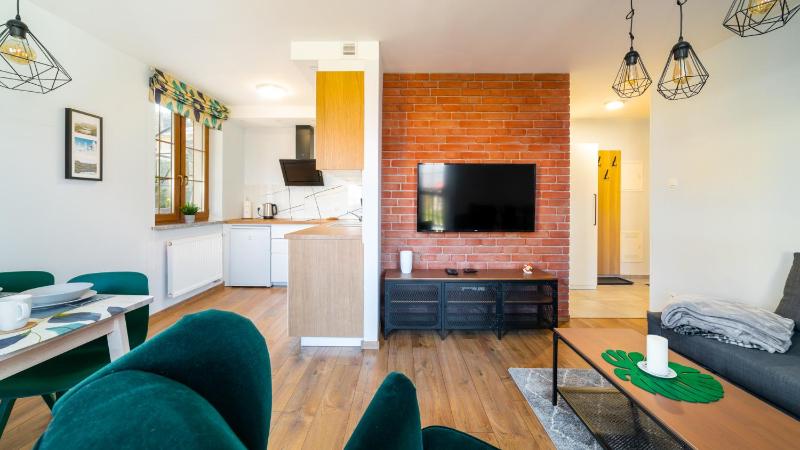 One-Bedroom Apartment image 1