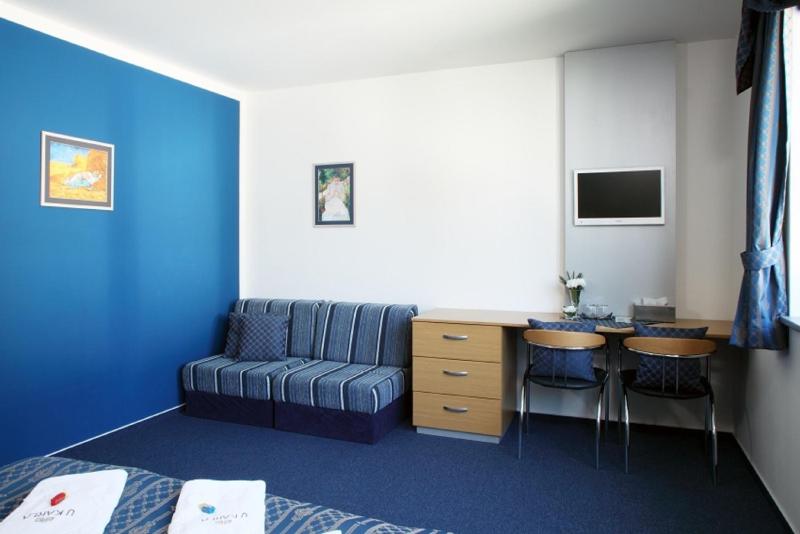 Standard Double Room image 1