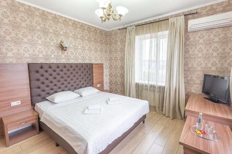 Double Room image 1