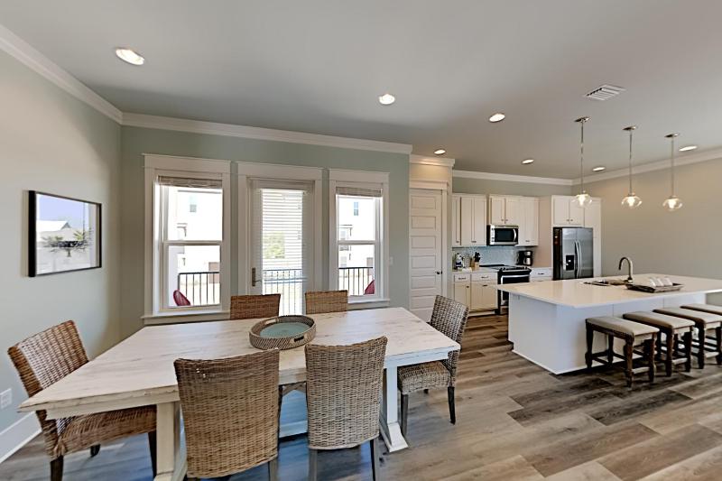 Five-Bedroom House image 2