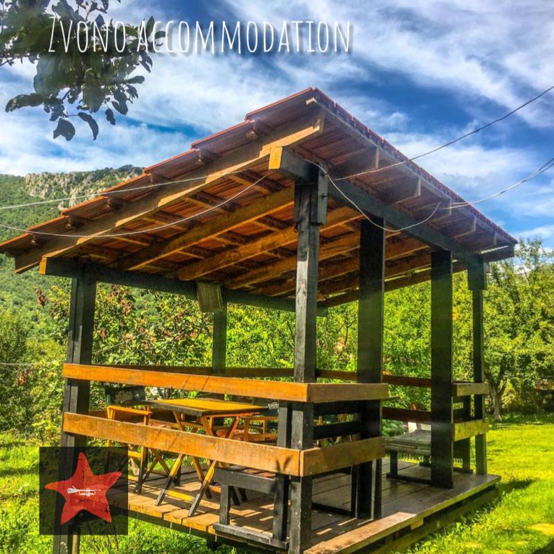 Quadruple Room with Terrace image 2